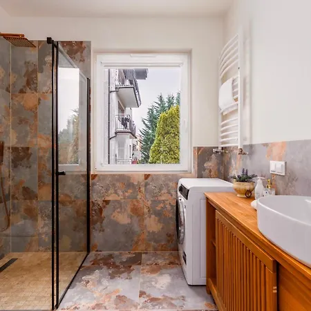 Apartment By The Forest