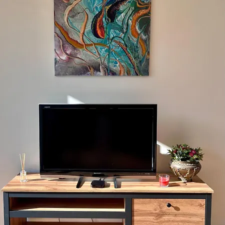 By The Forest Apartment